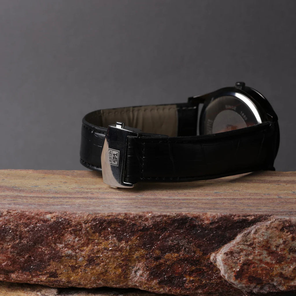 Carrera Elegance | Black Dial | Black Leather Strap