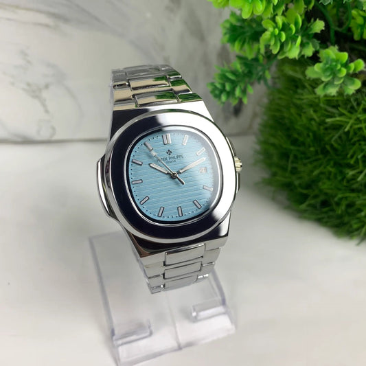 Patek Philippe Nautilus | Silver Chain | Tiffany Dial
