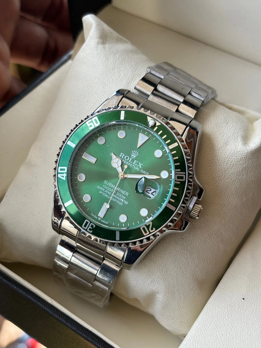 ROLEX GMT | SILVER CHAIN | GREEN BEZLE | GREEN DIAL